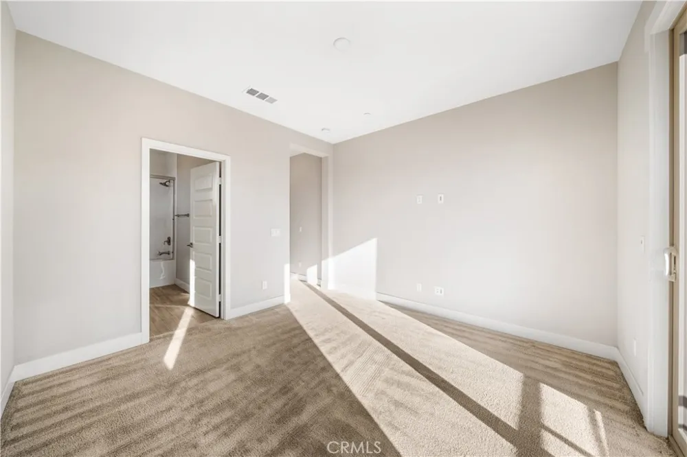 151 Scale Irvine, CA 92618