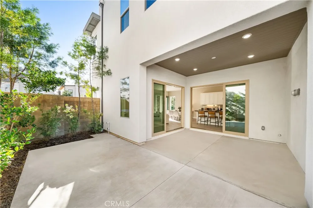 151 Scale Irvine, CA 92618