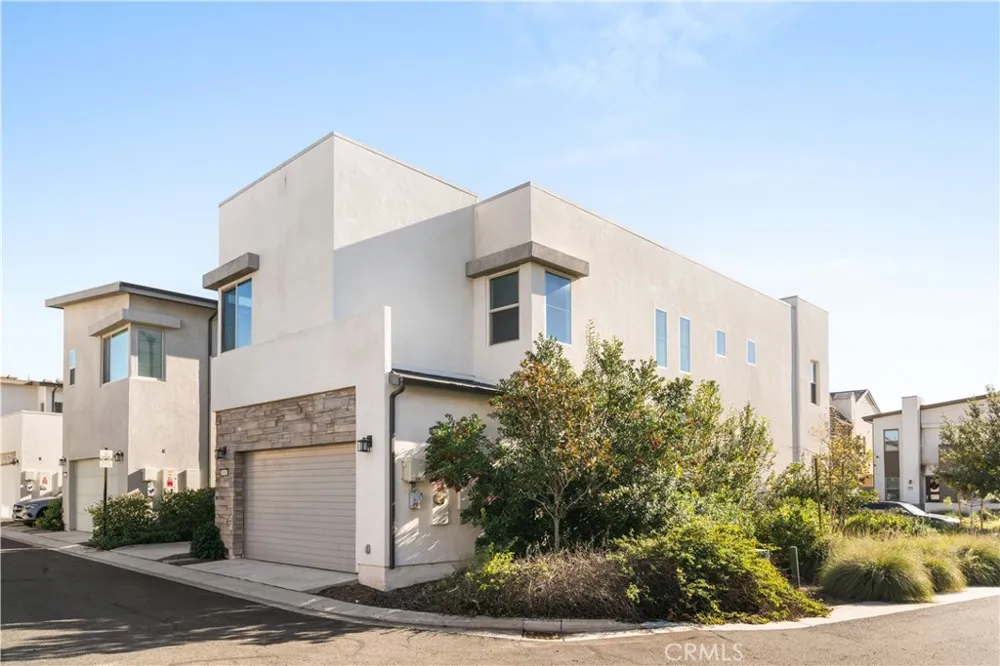 151 Scale Irvine, CA 92618