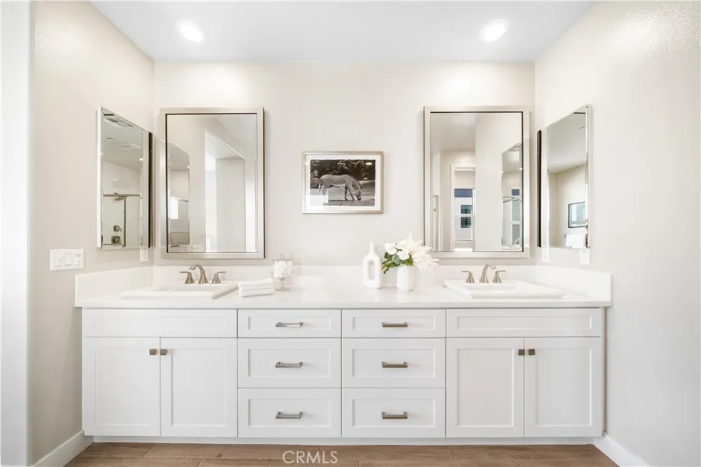 151 Scale Irvine, CA 92618