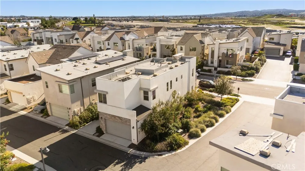 151 Scale Irvine, CA 92618