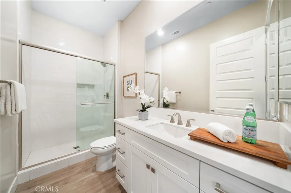 151 Scale Irvine, CA 92618