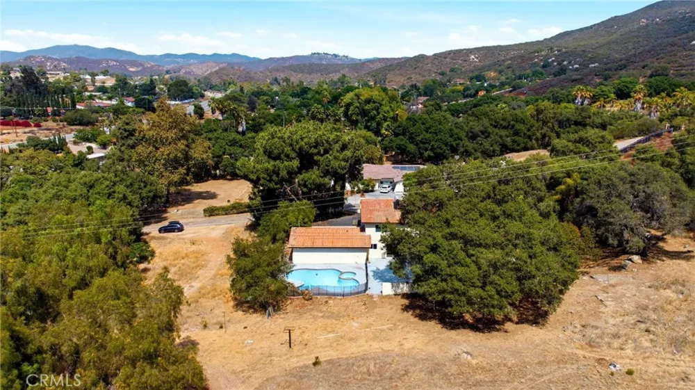 3110 Stoney Oak Spring Valley, CA 91978