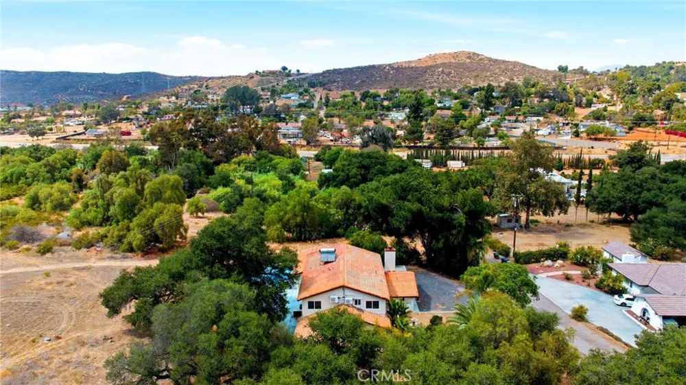 3110 Stoney Oak Spring Valley, CA 91978
