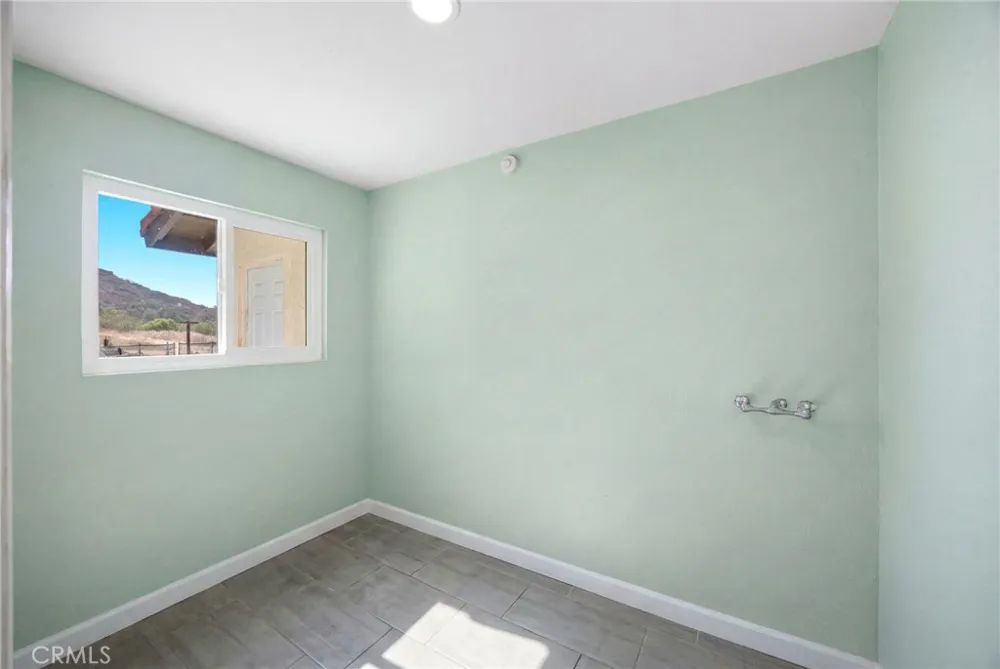 3110 Stoney Oak Spring Valley, CA 91978