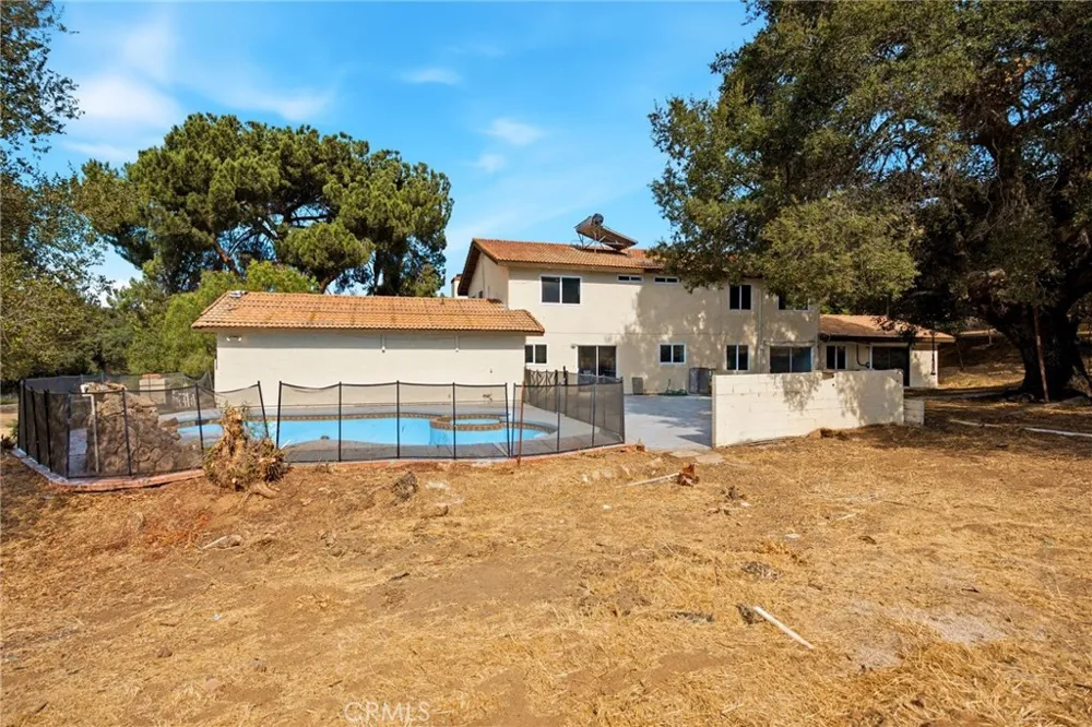 3110 Stoney Oak Spring Valley, CA 91978