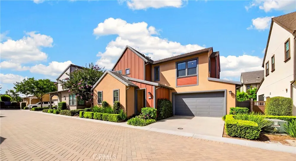 34 Ocaso Rancho Mission Viejo, CA 92694