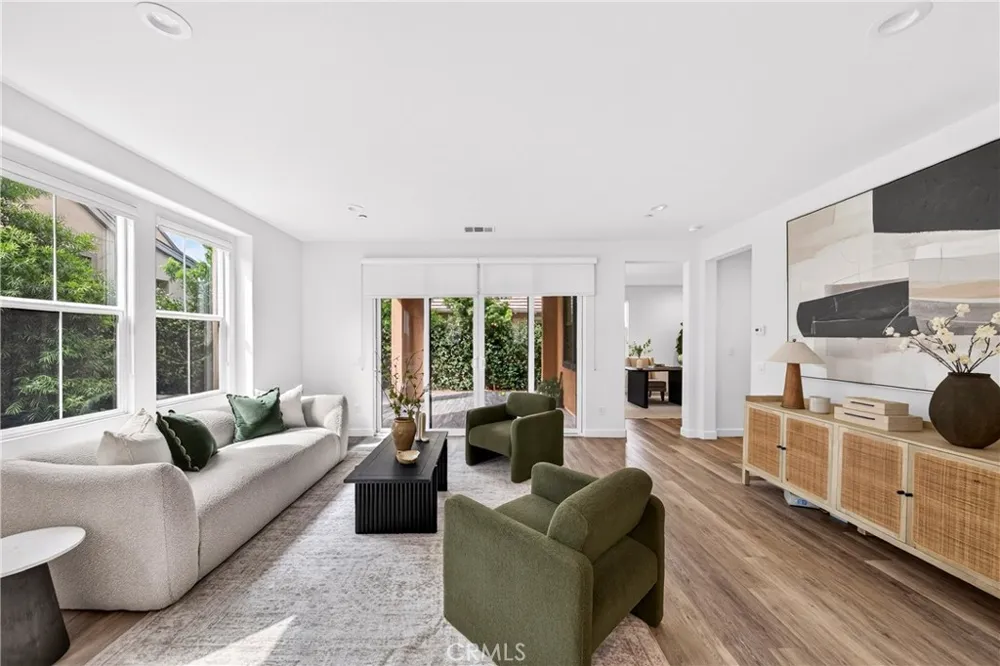 34 Ocaso Rancho Mission Viejo, CA 92694