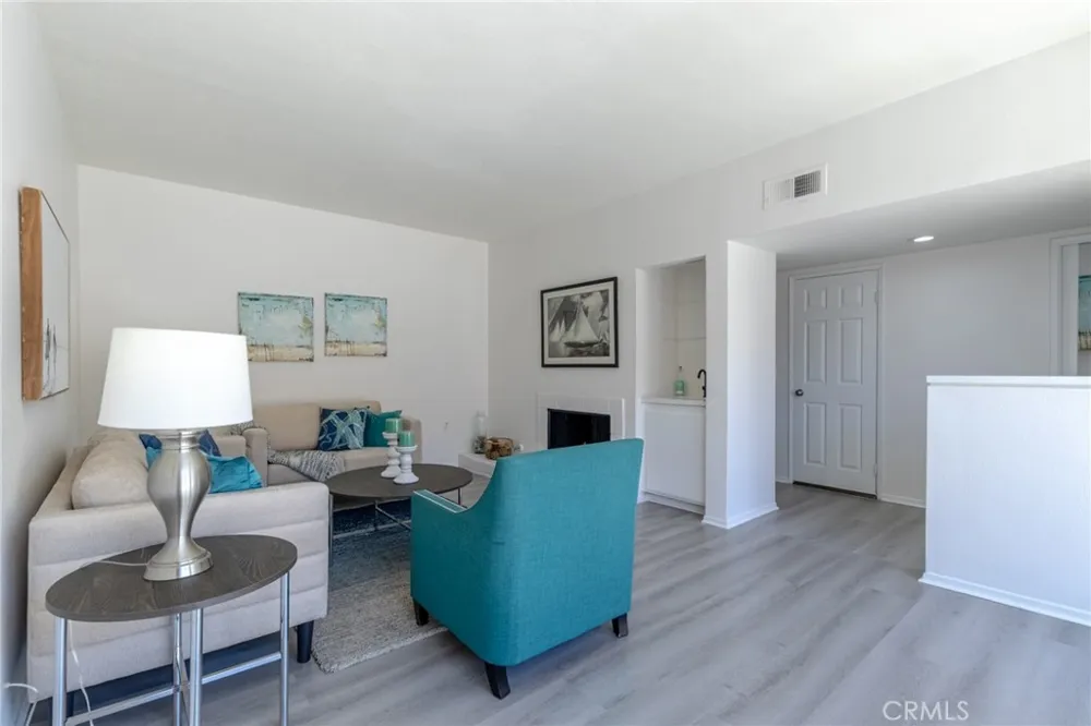 16456 Germain Circle #223 Huntington Beach, CA 92649