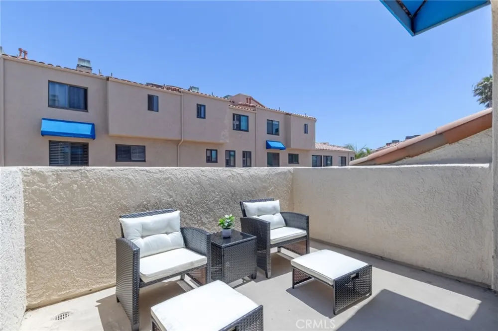 16456 Germain Circle #223 Huntington Beach, CA 92649