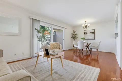 951 Las Lomas Dr Unit 6B