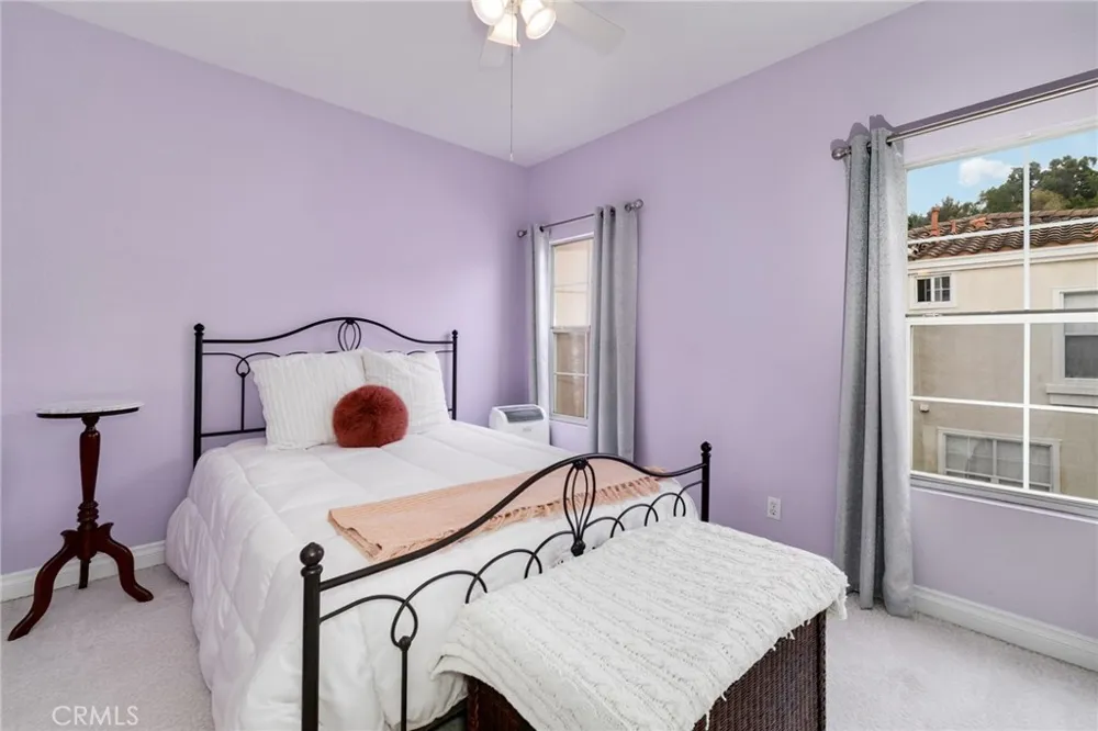 8125 E Santo Court Anaheim Hills, CA 92808