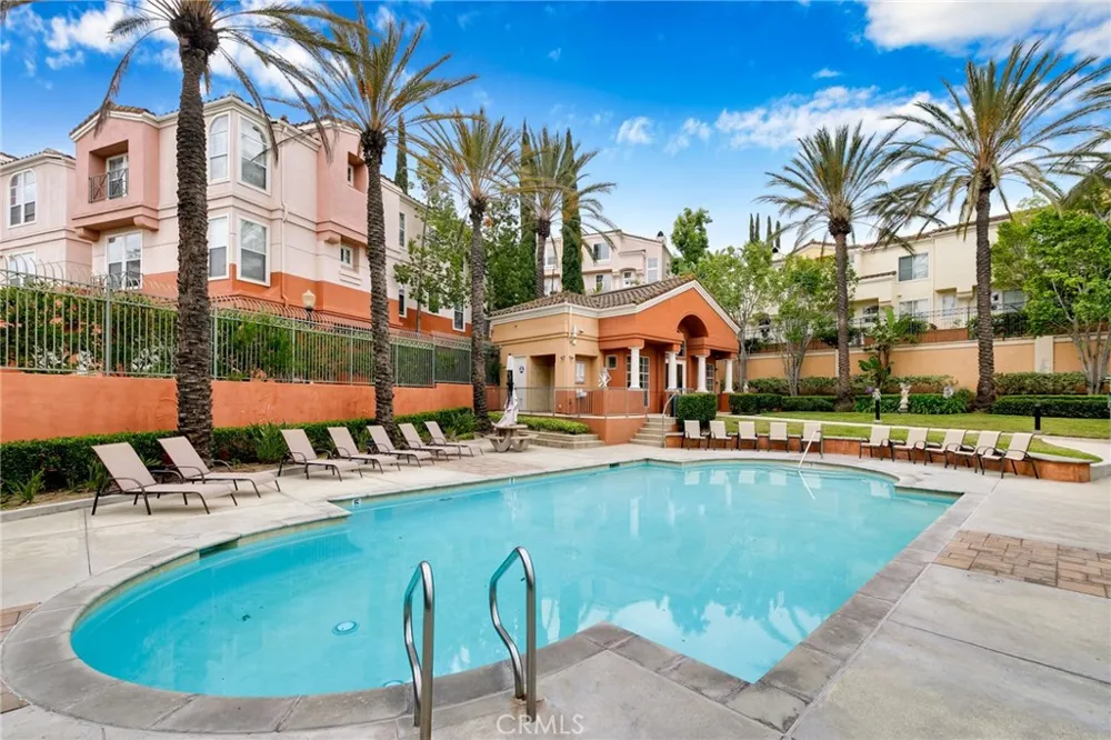 8125 E Santo Court Anaheim Hills, CA 92808