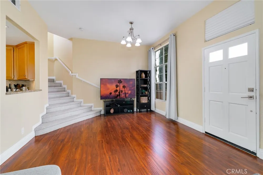 8125 E Santo Court Anaheim Hills, CA 92808