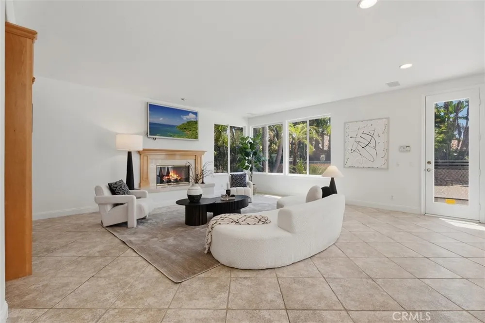 2150 Chandler Drive Tustin, CA 92782
