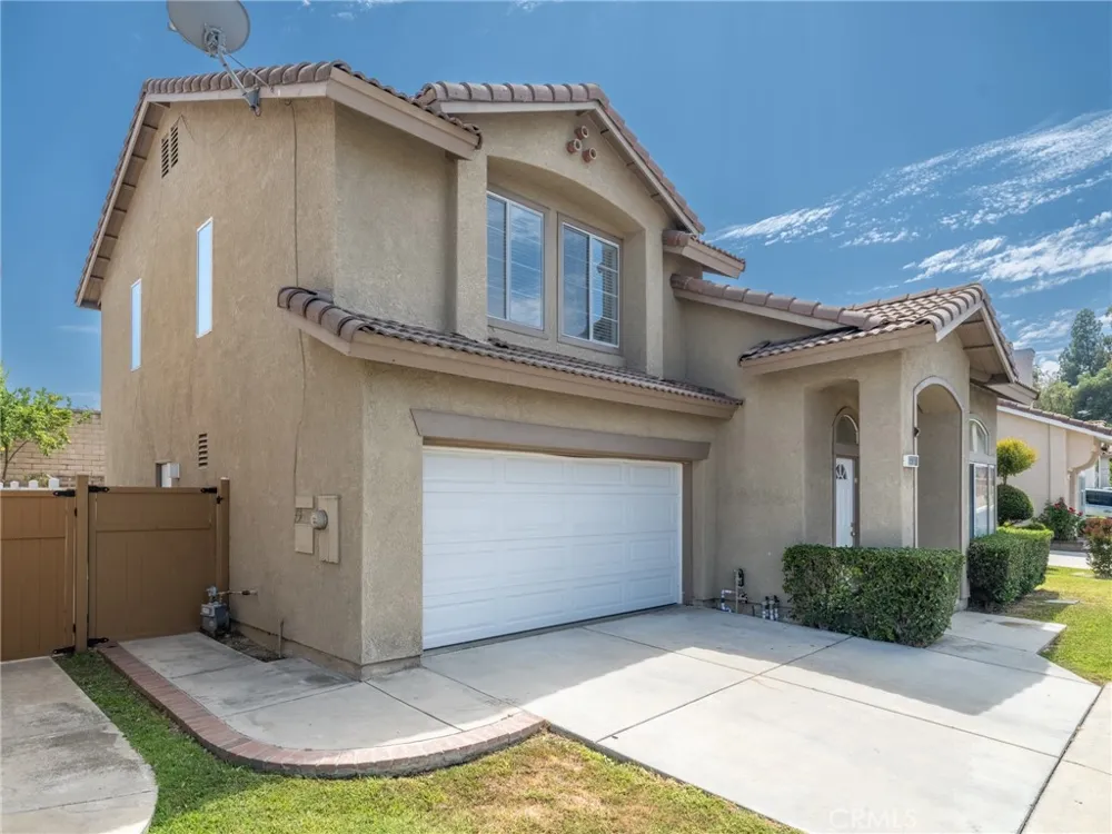 2921 Rolling Village Dr Chino Hills, CA 91709