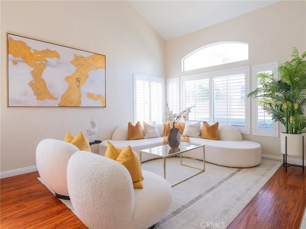 2921 Rolling Village Dr Chino Hills, CA 91709