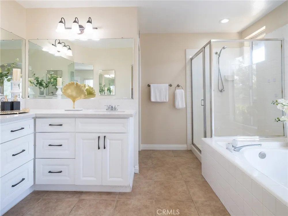 2921 Rolling Village Dr Chino Hills, CA 91709