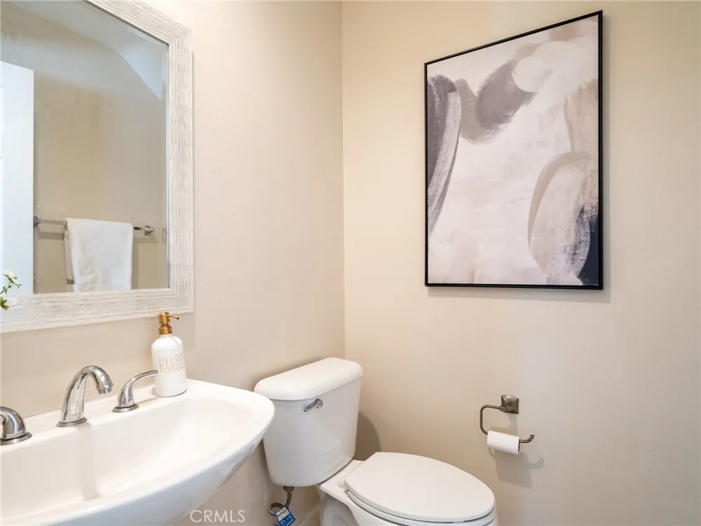 2921 Rolling Village Dr Chino Hills, CA 91709