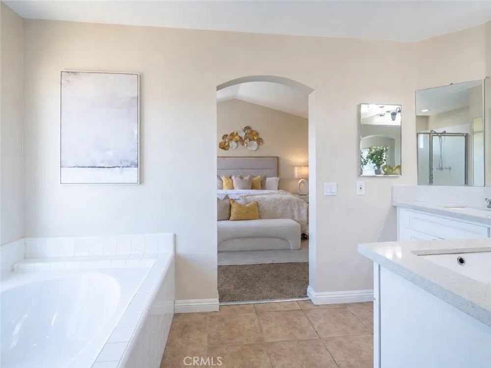 2921 Rolling Village Dr Chino Hills, CA 91709