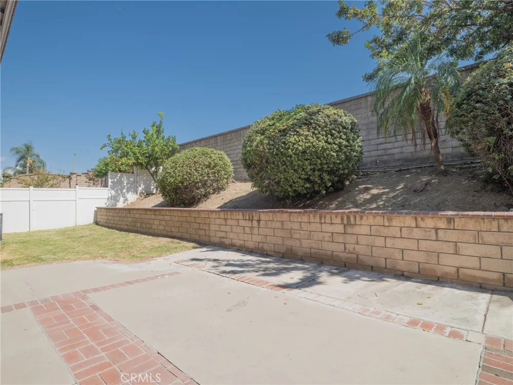 2921 Rolling Village Dr Chino Hills, CA 91709