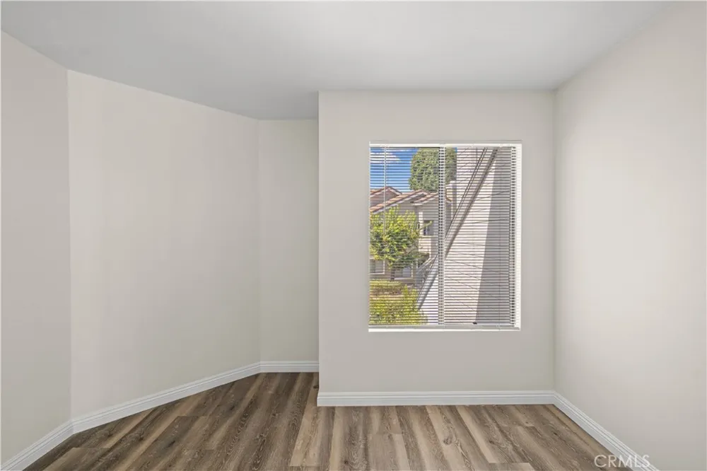 97 Fallingstar #56 Irvine, CA 92614
