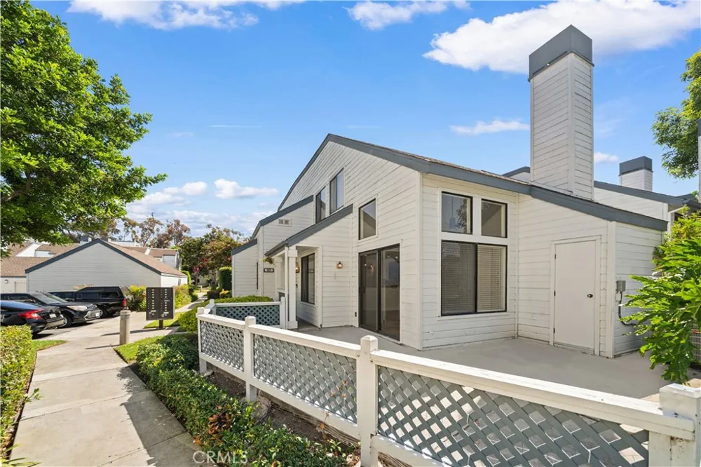 97 Fallingstar #56 Irvine, CA 92614