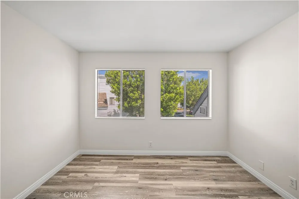 97 Fallingstar #56 Irvine, CA 92614