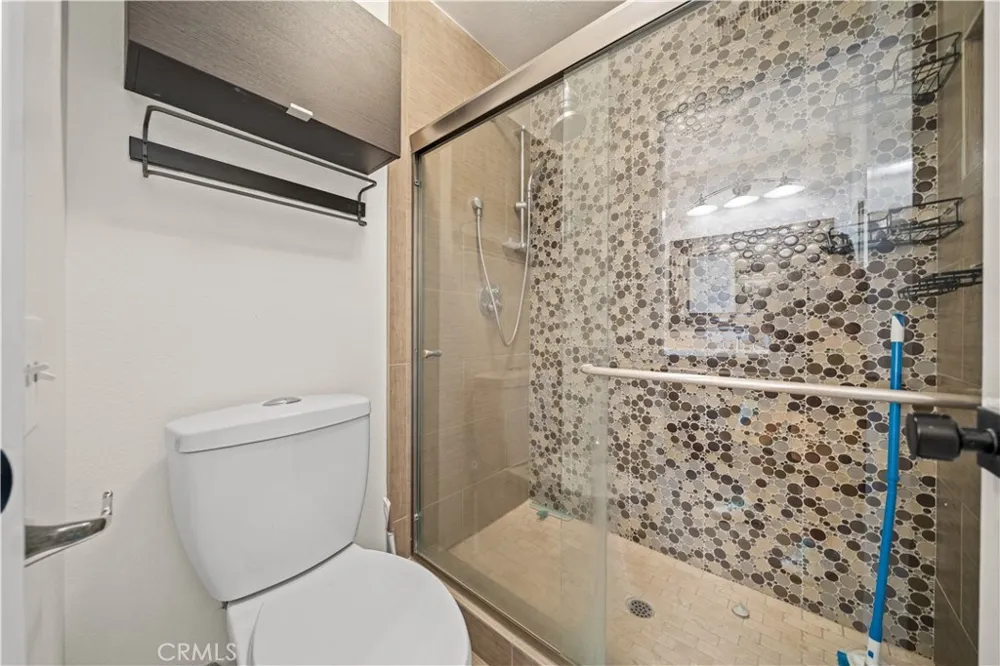 97 Fallingstar #56 Irvine, CA 92614