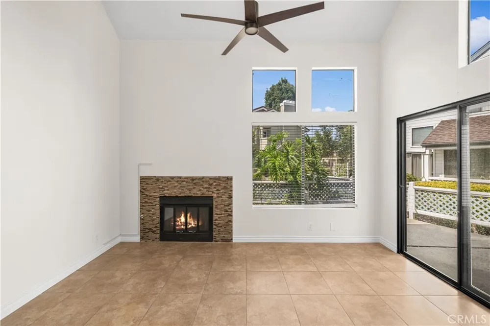 97 Fallingstar #56 Irvine, CA 92614