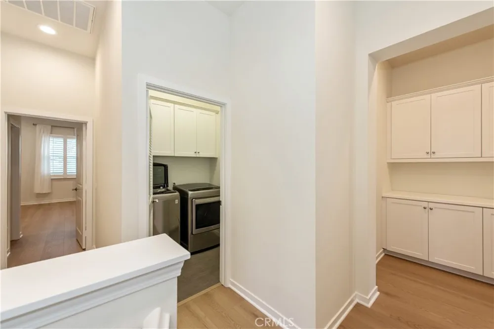 256 Borrego Irvine, CA 92618