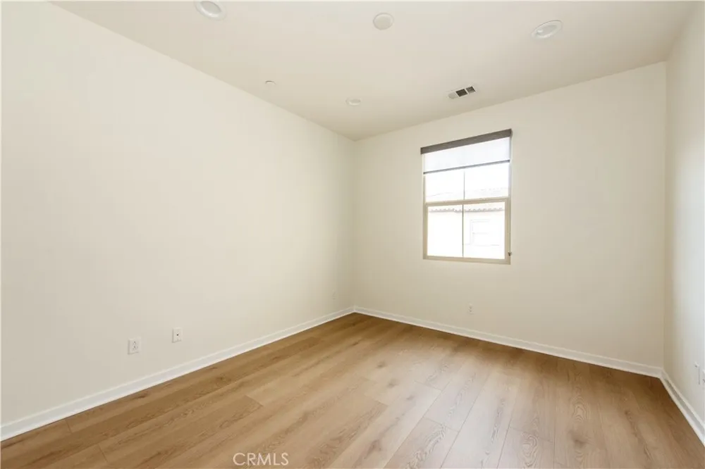 256 Borrego Irvine, CA 92618