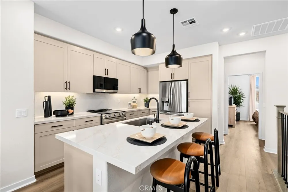 11767 Bailey Street Garden Grove, CA 92845