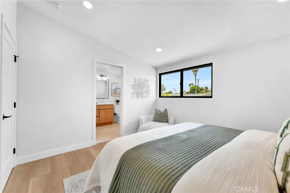 3064 Gibraltar Costa Mesa, CA 92626
