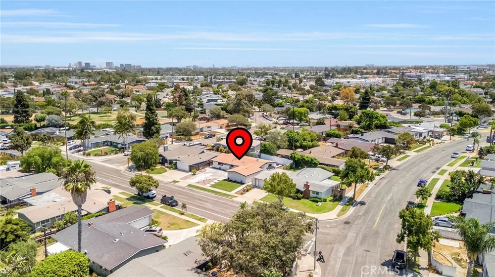 3064 Gibraltar Costa Mesa, CA 92626