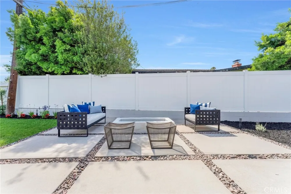 3064 Gibraltar Costa Mesa, CA 92626