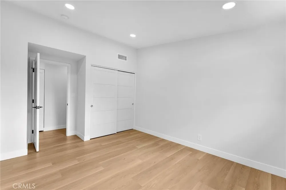 3064 Gibraltar Costa Mesa, CA 92626