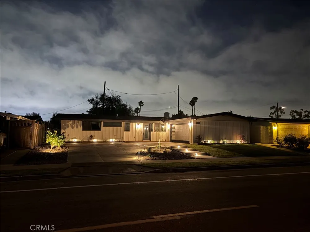 3064 Gibraltar Costa Mesa, CA 92626