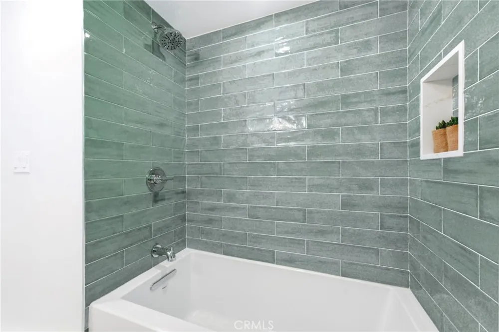 3064 Gibraltar Costa Mesa, CA 92626