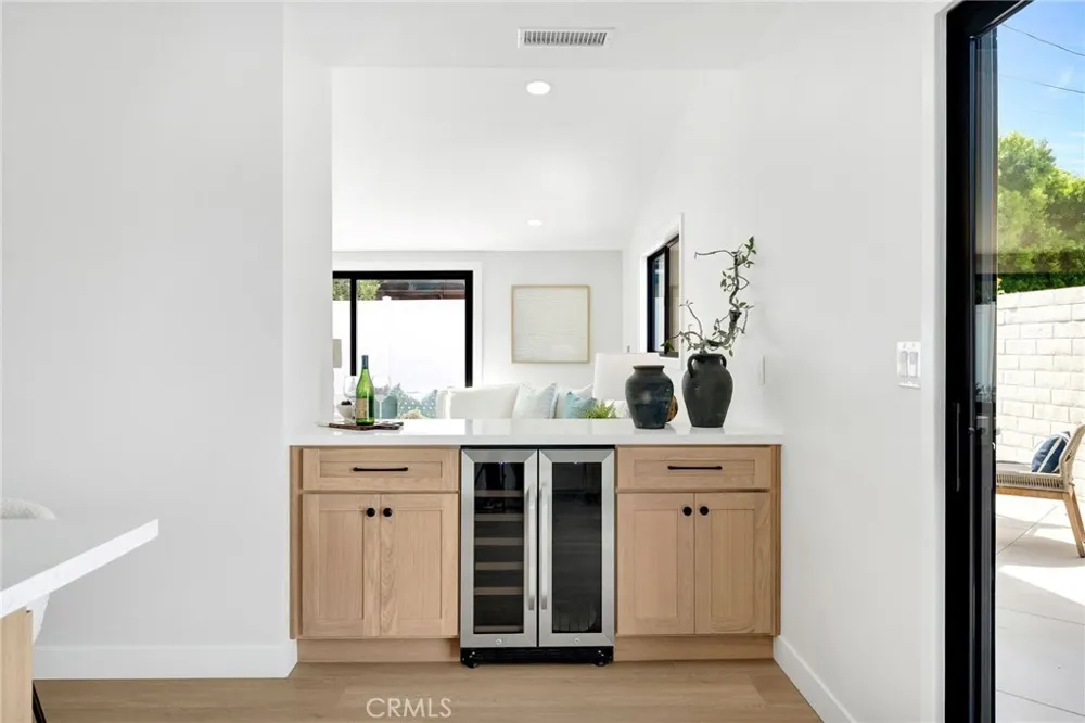 3064 Gibraltar Costa Mesa, CA 92626