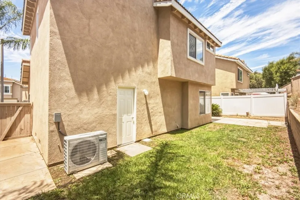 793 Playa Blanca Corona, CA 92879