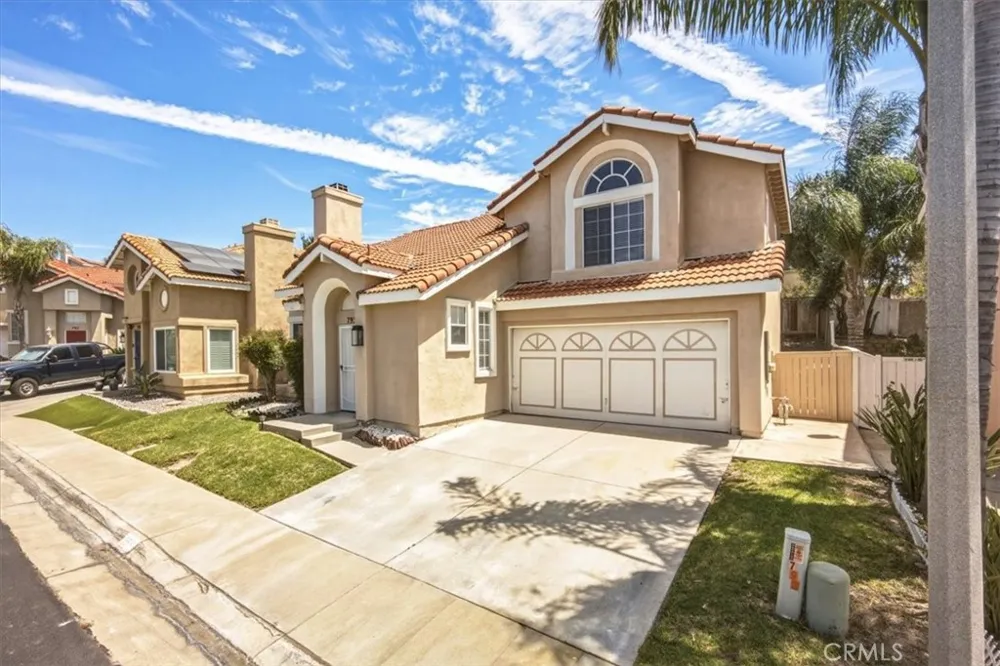 793 Playa Blanca Corona, CA 92879