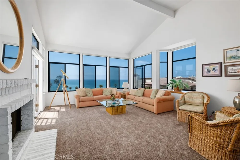 410 Pasadena Ct #15 San Clemente, CA 92672