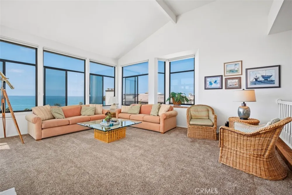 410 Pasadena Ct #15 San Clemente, CA 92672