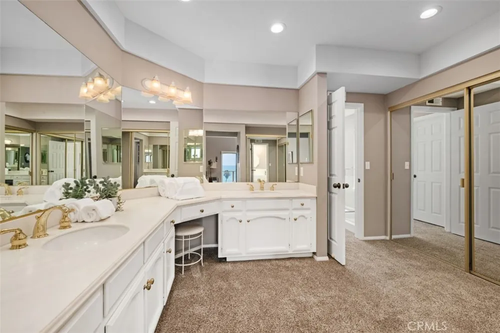 410 Pasadena Ct #15 San Clemente, CA 92672