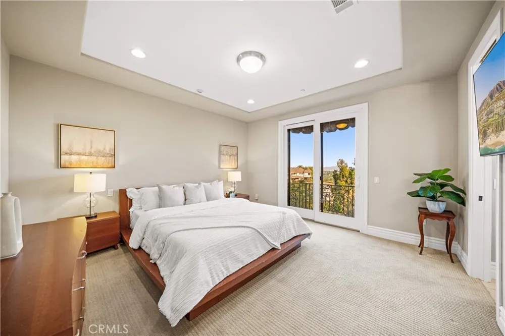 325 Terrace View Monrovia, CA 91016