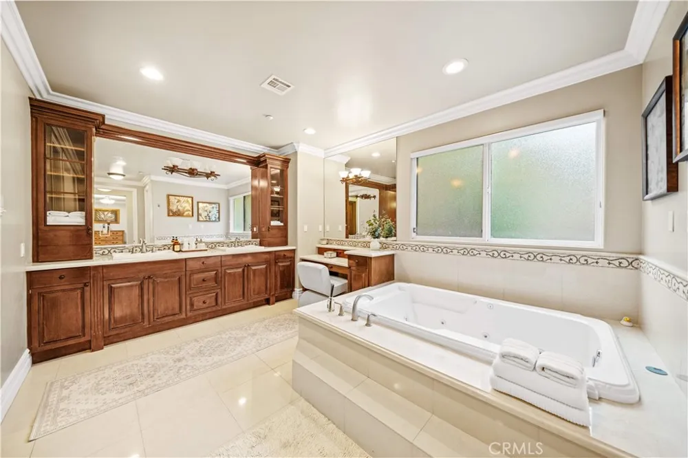 325 Terrace View Monrovia, CA 91016