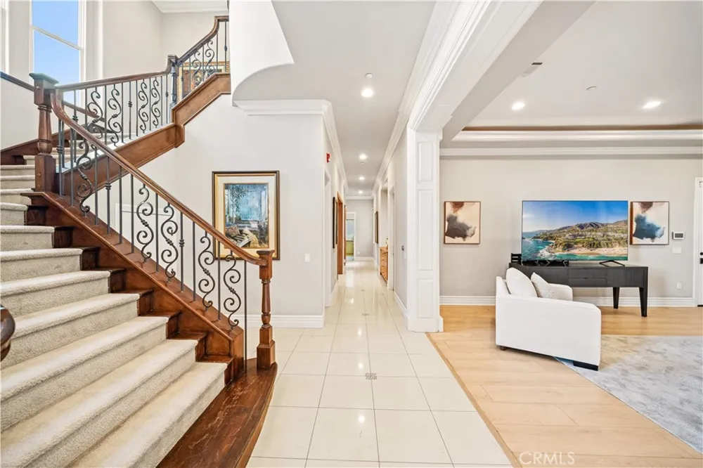 325 Terrace View Monrovia, CA 91016