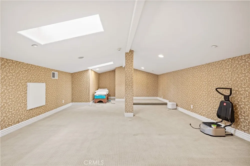 325 Terrace View Monrovia, CA 91016