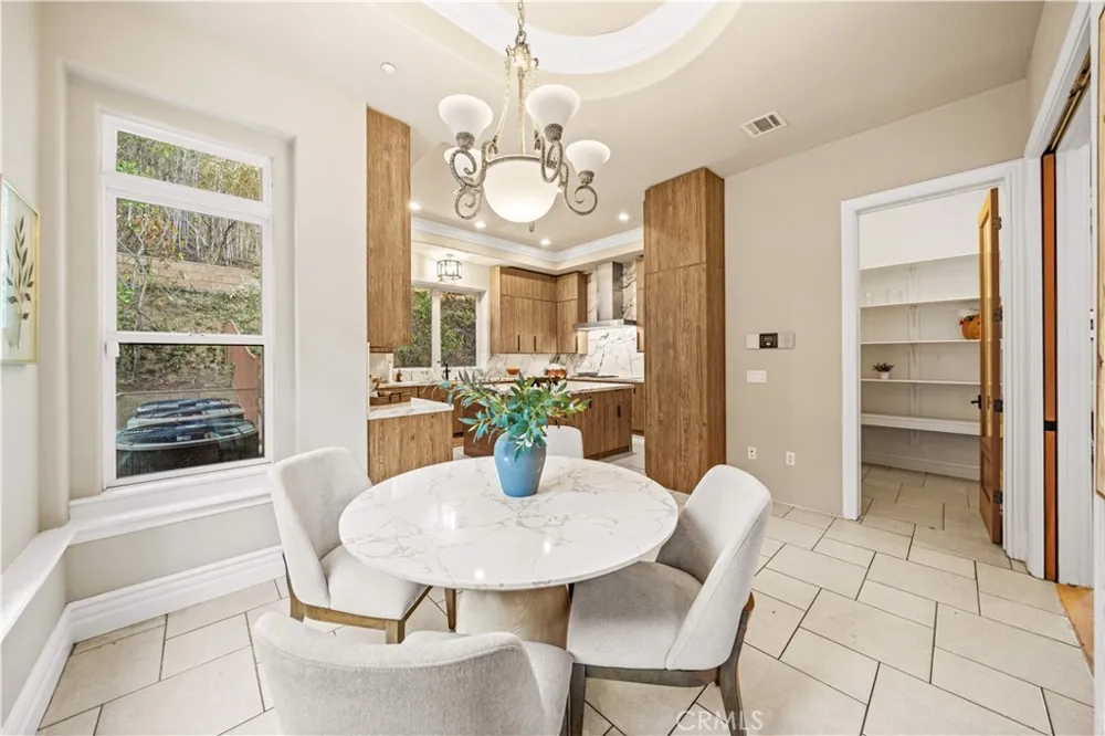 325 Terrace View Monrovia, CA 91016